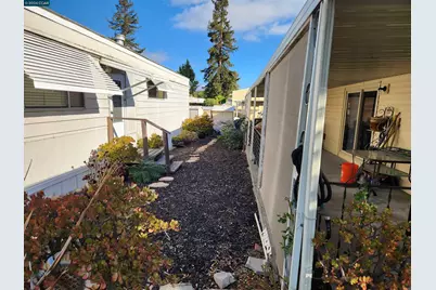2171 Dalis Drive #0112, Concord, CA 94520 - Photo 3