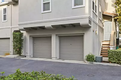 43 Bassett St, San Jose, CA 95110 - Photo 41