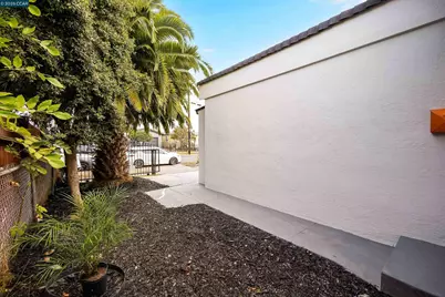 433 9th St, Richmond, CA 94804 - Photo 3