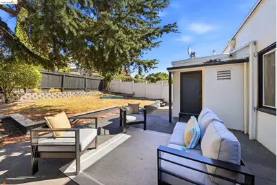 4628 Congress Ave, Oakland, CA 94601 - Photo 37