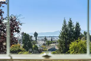 2836 Rawson St, Oakland, CA 94619 - Photo 41