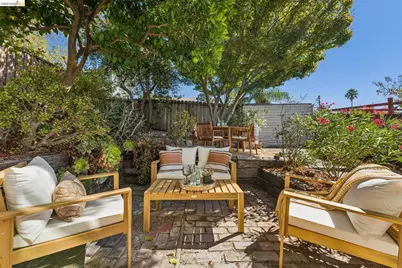 2836 Rawson St, Oakland, CA 94619 - Photo 55