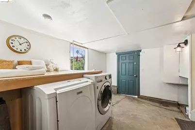 2836 Rawson St, Oakland, CA 94619 - Photo 45