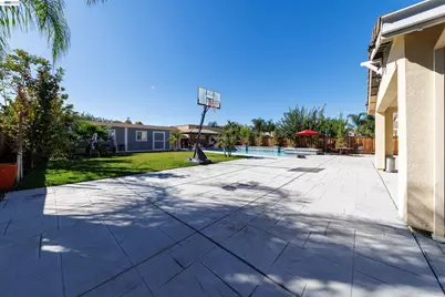 110 Catchings Ct, Brentwood, CA 94513 - Photo 23