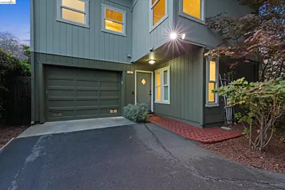 388 51st St, Oakland, CA 94609 - Photo 3