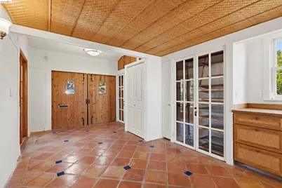 925 Avis Dr, El Cerrito, CA 94530 - Photo 29