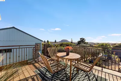 925 Avis Dr, El Cerrito, CA 94530 - Photo 19