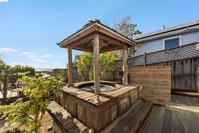 925 Avis Dr, El Cerrito, CA 94530 - Photo 43