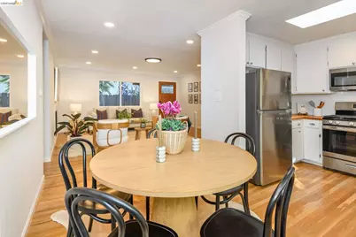 4519 Shafter Ave, Oakland, CA 94609 - Photo 7