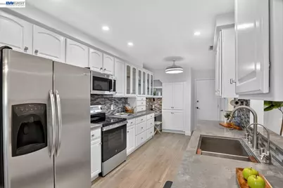 20111 Ridge Ct, Castro Valley, CA 94546 - Photo 11