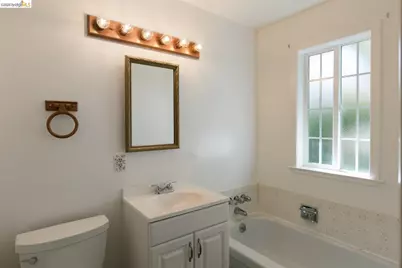 2616 Woodside Ct, Pinole, CA 94564 - Photo 31