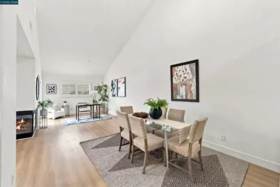 939 Laurel St #203, San Carlos, CA 94070 - Photo 19