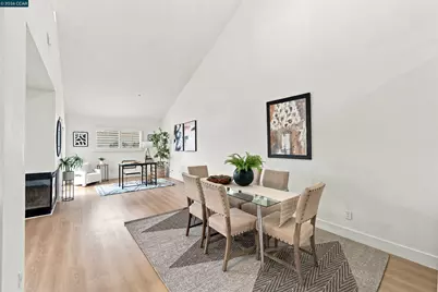 939 Laurel St #203, San Carlos, CA 94070 - Photo 15