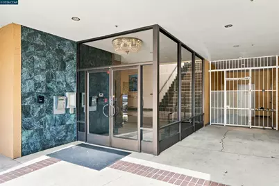939 Laurel St #203, San Carlos, CA 94070 - Photo 33