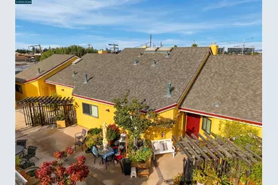 939 Laurel St #203, San Carlos, CA 94070 - Photo 29