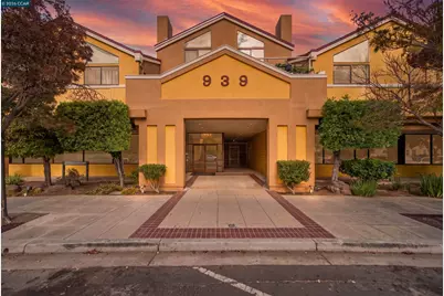 939 Laurel St #203, San Carlos, CA 94070 - Photo 35