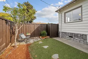 2702 Acton St, Berkeley, CA 94702 - Photo 33