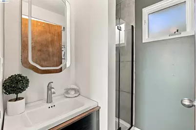 1076 Grizzly Peak Blvd, Berkeley, CA 94708 - Photo 15