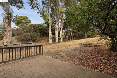 950 Avis Dr, El Cerrito, CA 94530 - Photo 11