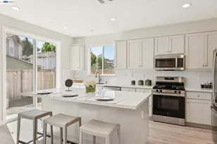 137 Crk Vw Cir, Fairfield, CA 94533 - Photo 15