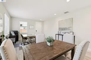137 Crk Vw Cir, Fairfield, CA 94533 - Photo 9