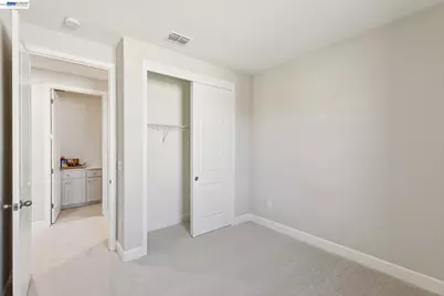 137 Creek View Cir, Fairfield, CA 94533 - Photo 55