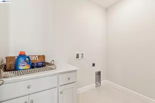137 Crk Vw Cir, Fairfield, CA 94533 - Photo 59