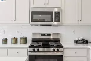 137 Crk Vw Cir, Fairfield, CA 94533 - Photo 19