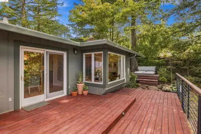 12181 Blythen Way, Oakland, CA 94619 - Photo 53