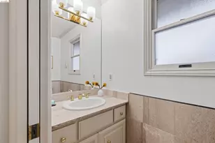12181 Blythen Way, Oakland, CA 94619 - Photo 39