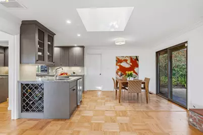 12181 Blythen Way, Oakland, CA 94619 - Photo 23