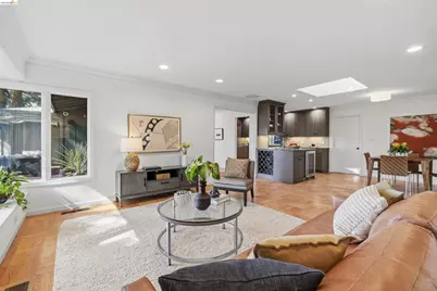 12181 Blythen Way, Oakland, CA 94619 - Photo 19