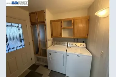 28998 Windemere Rd, Hayward, CA 94544 - Photo 31