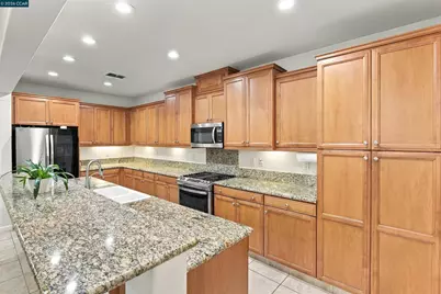 180 Erics Way, Mountain House, CA 95391 - Photo 7