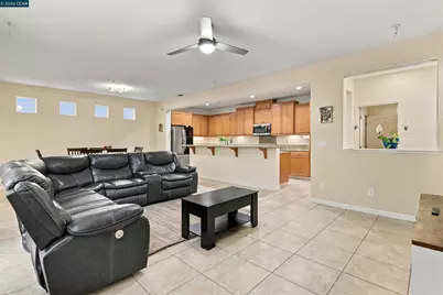 180 Erics Way, Mountain House, CA 95391 - Photo 5