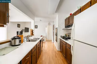 898 Lomita Ave, Millbrae, CA 94030 - Photo 11