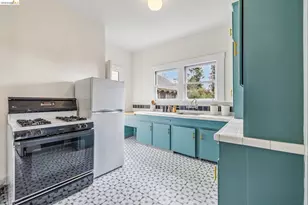 2632 Hillegass Ave, Berkeley, CA 94704 - Photo 19
