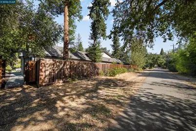132 Leona Ct, Alamo, CA 94507 - Photo 77