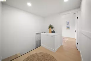 8821 Dowling St, Oakland, CA 94605 - Photo 21