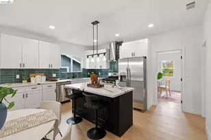 8821 Dowling St, Oakland, CA 94605 - Photo 9
