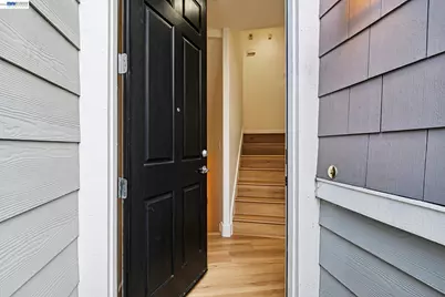 650 Arcadia Dr, Hayward, CA 94541 - Photo 3