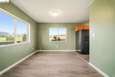 2562 60th Ave, Oakland, CA 94605 - Photo 29