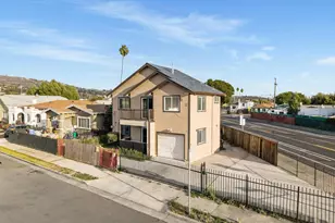 2562 60th Ave, Oakland, CA 94605 - Photo 3