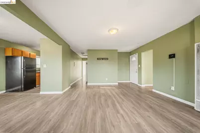 2562 60th Ave, Oakland, CA 94605 - Photo 31
