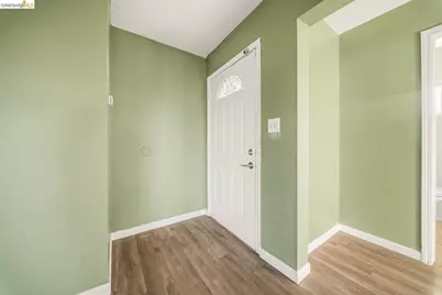 2562 60th Ave, Oakland, CA 94605 - Photo 29
