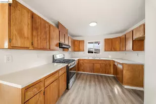 2562 60th Ave, Oakland, CA 94605 - Photo 45