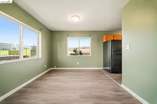 2562 60th Ave, Oakland, CA 94605 - Photo 27