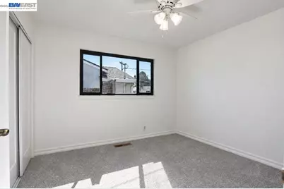 18416 Lakecrest Ct, Castro Valley, CA 94546 - Photo 23