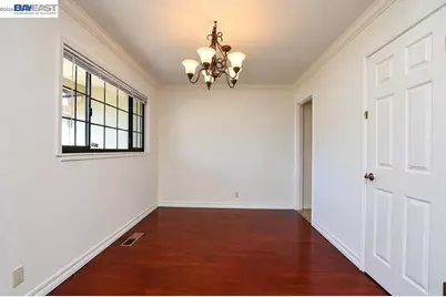 18416 Lakecrest Ct, Castro Valley, CA 94546 - Photo 19