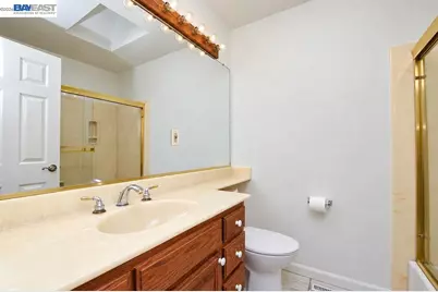 18416 Lakecrest Ct, Castro Valley, CA 94546 - Photo 25